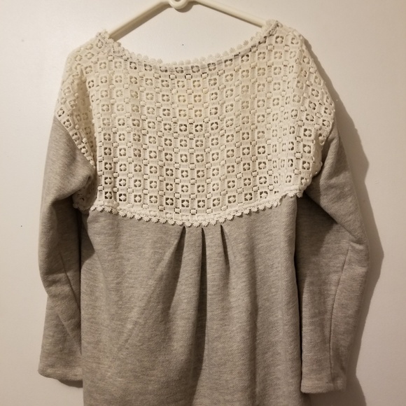 O'neill sweater top half laced - Picture 2 of 3